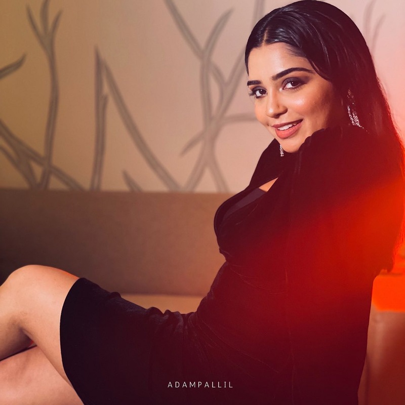 Gouri 96 new hot vedio clicks