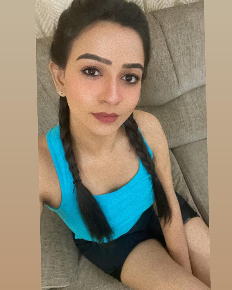 Divya ganesh new hot bhagya lakshmi