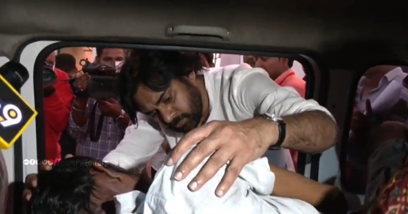 Pawan kalyan met his fan video viral