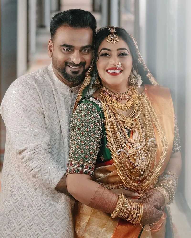 Shamna kasim new hot kiss marriage