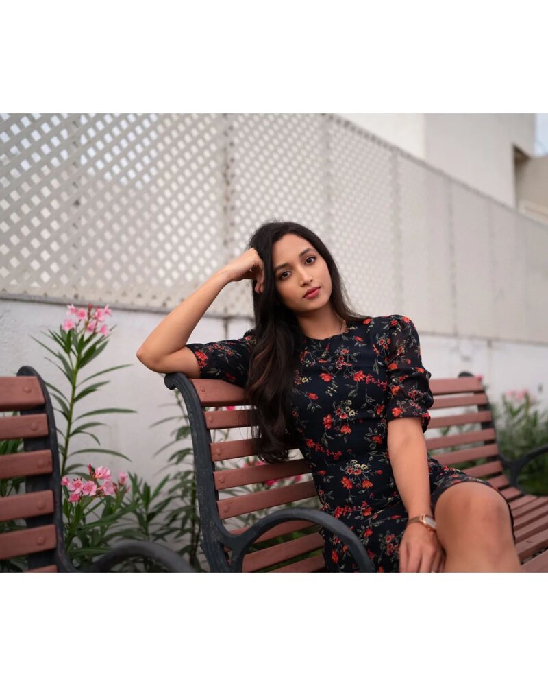 Srinidhi shetty new kgf hot clicks