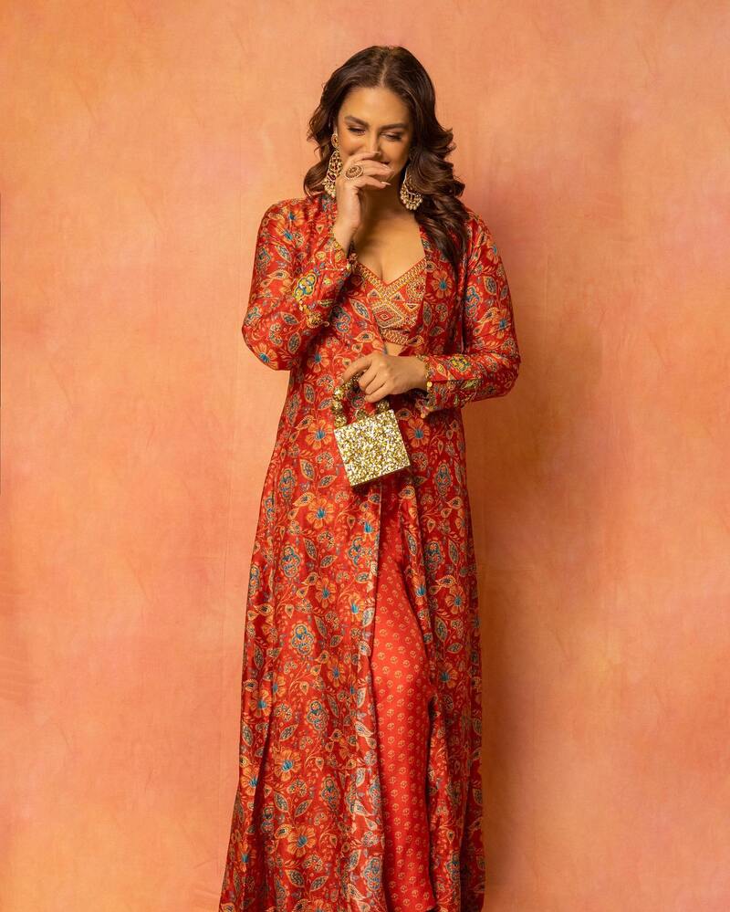 Huma qureshi new hot