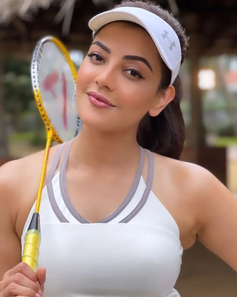 Kajal agarwal new hot playing badminton