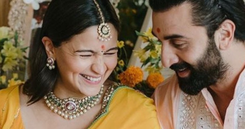 Alia bhat ranbeer blessed with a baby girl