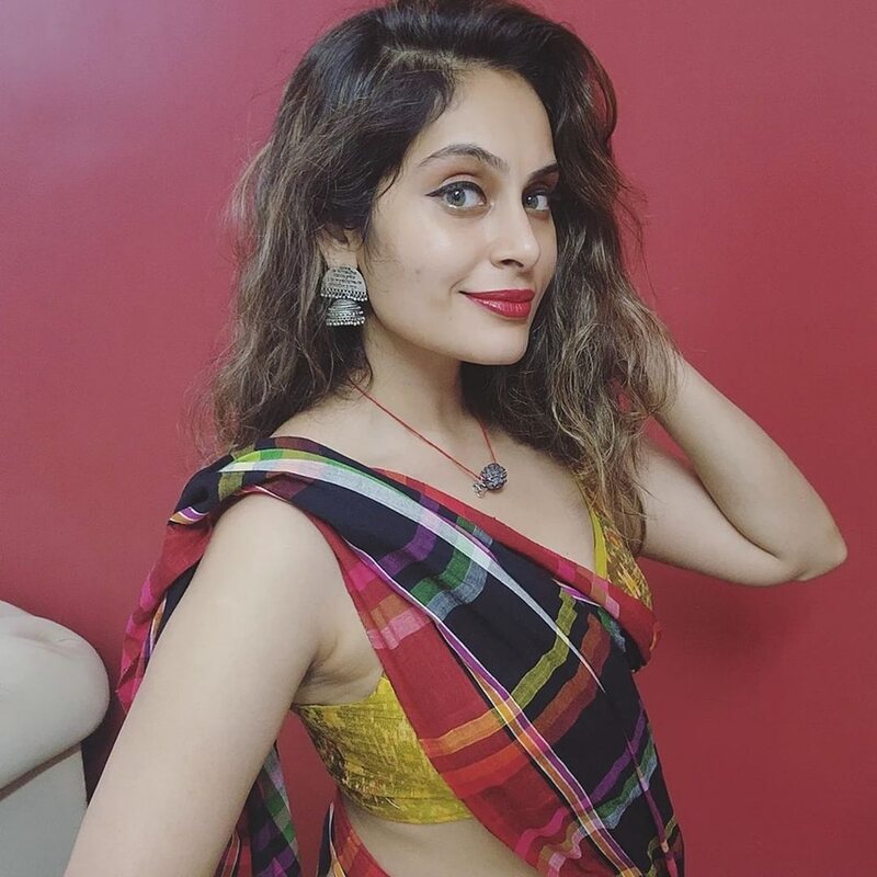 Shrutika cookwithcomali new hot