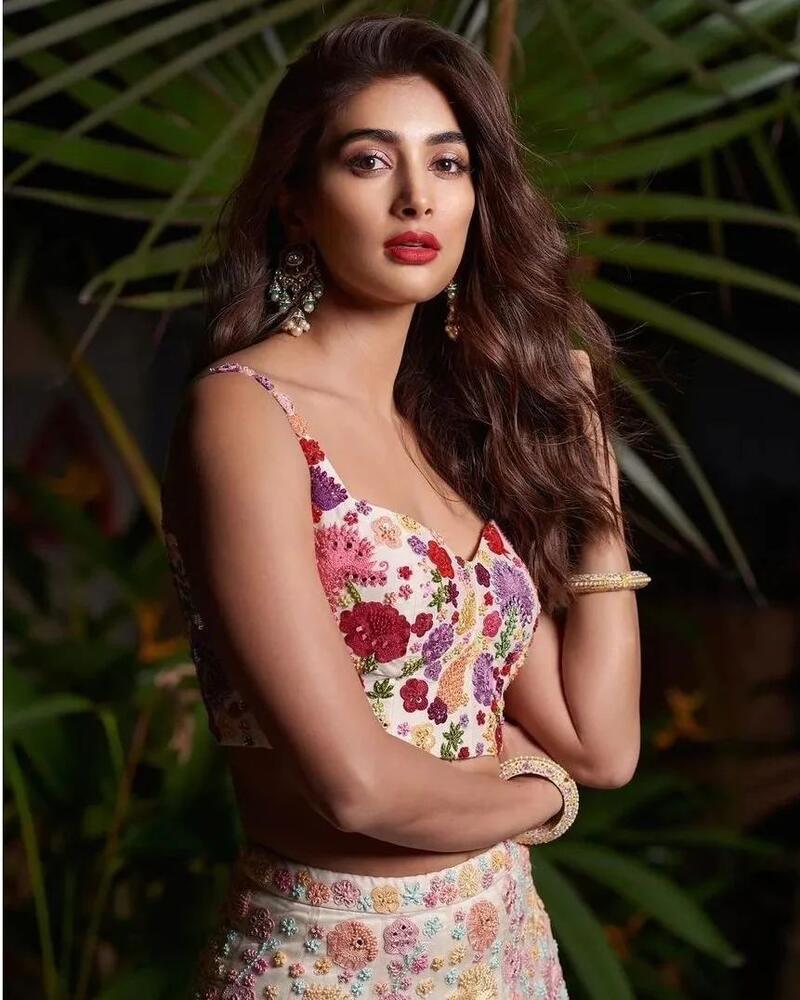 Pooja hegde new hot