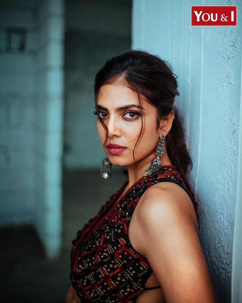 Malavika mohanan new hot cover image