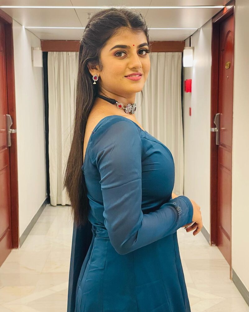 Gabriella charlton new vijaytv