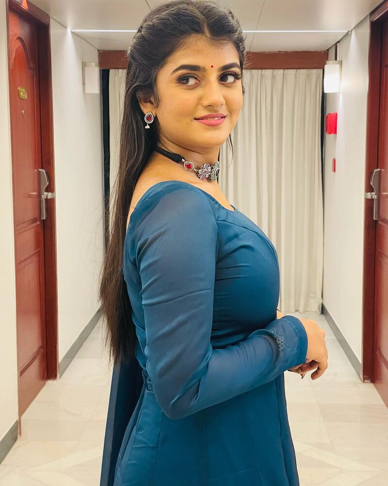 Gabriella charlton new vijaytv