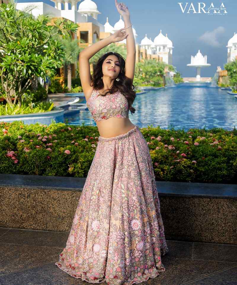 Athulya ravi new hot