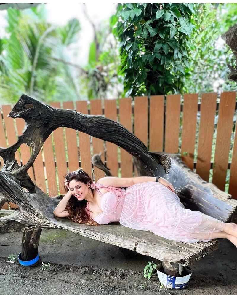 Sheri biggboss new hotclicks