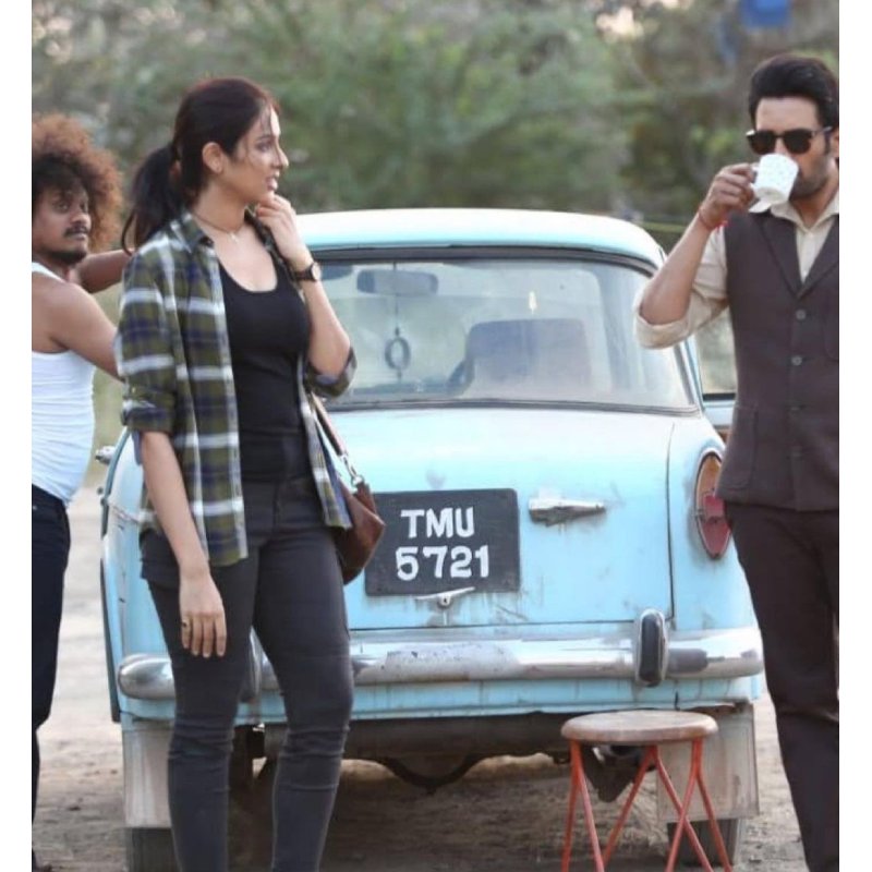 Santhanam agent kannairam review