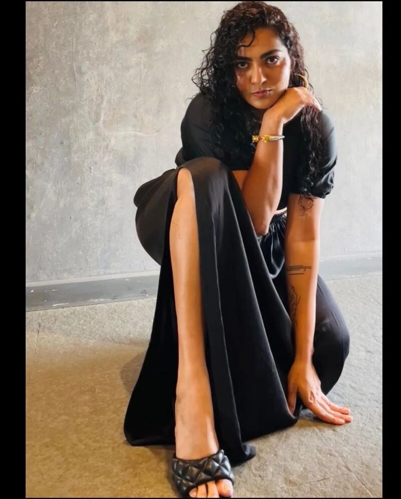 Parvathy thiruvothu new hot