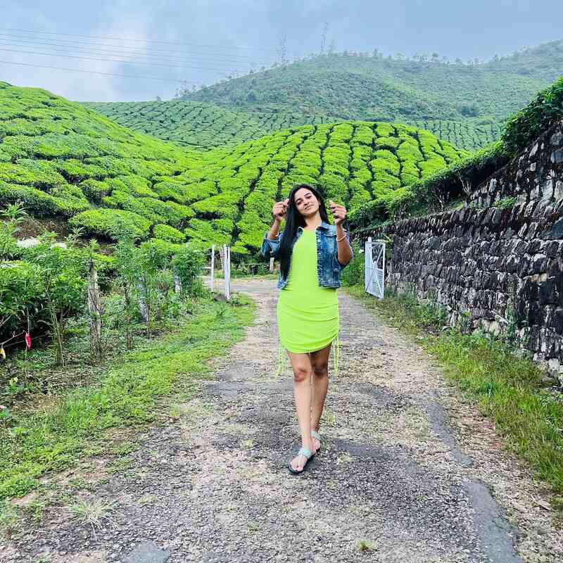 Divya ganesh new bhagya lakshmi clicks