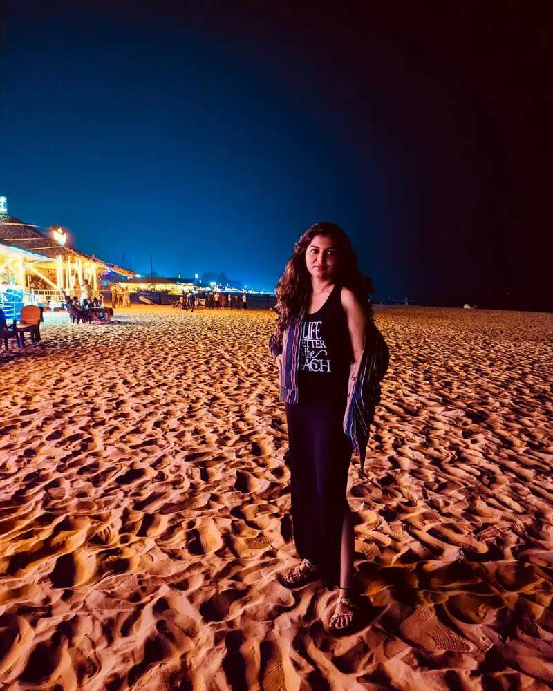 Raveena lovetoday new hot clicks photo