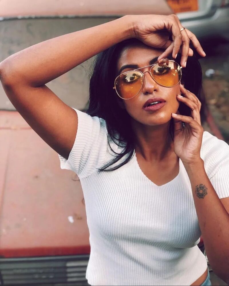 Roshni haripriyan new hot clicks viral