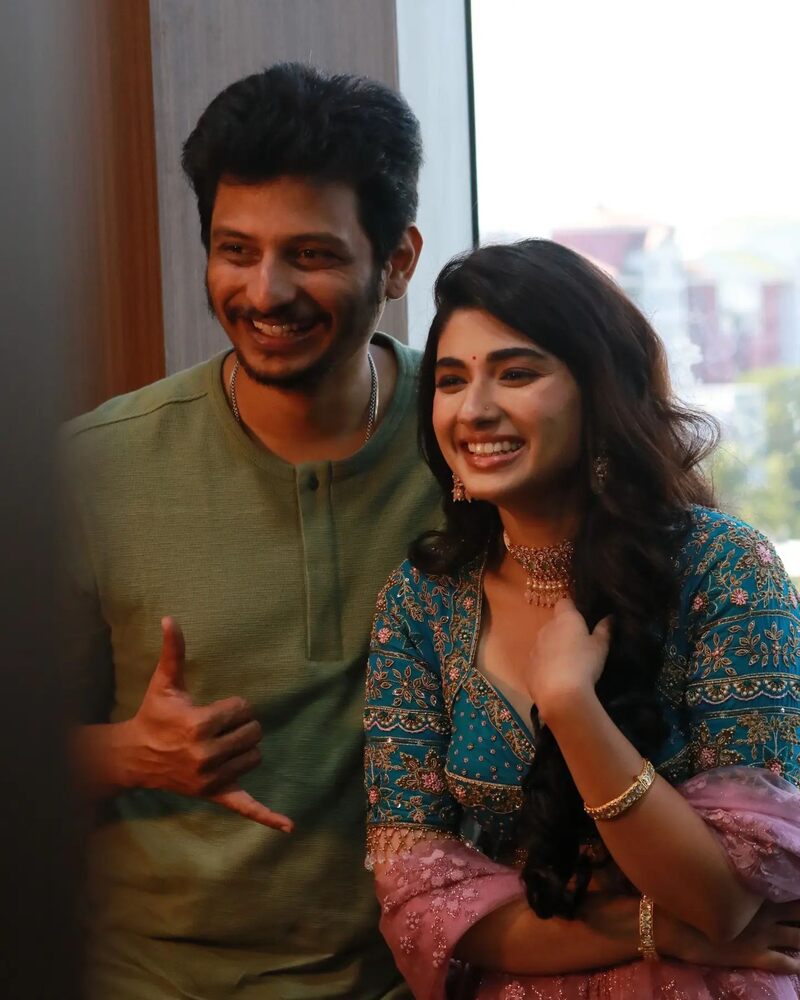 Pragyanagra erumasaani new hot