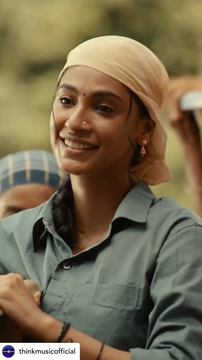 Anukreethy vas new hot dsp movie