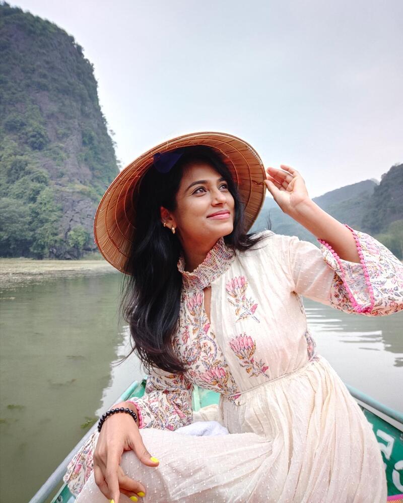 Ramya pandian new hot clicks viral