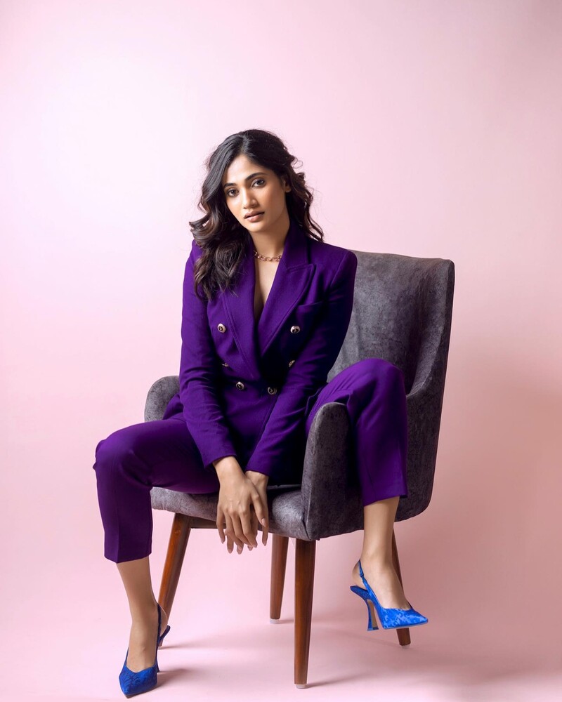 Losliya biggboss new hot