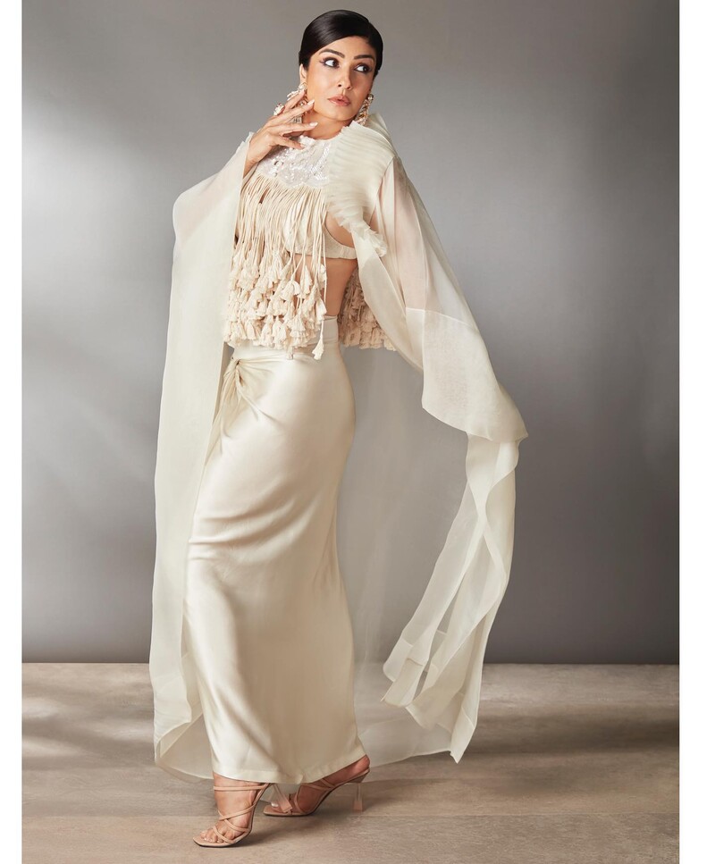 Raveenatan kgf new hotclicks