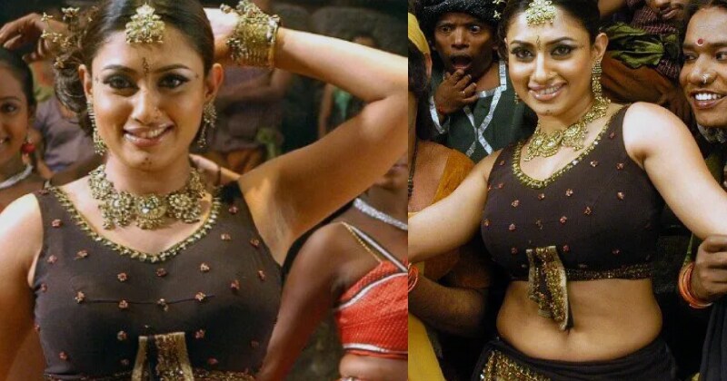 Malavika hotclicks new vitage