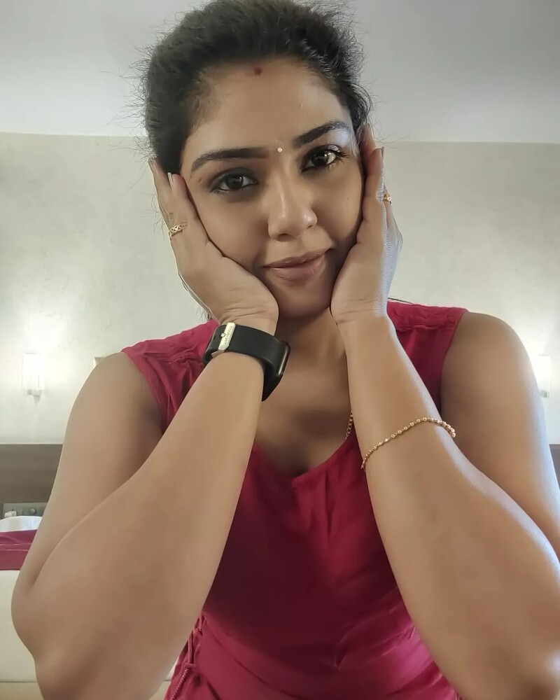 Hema rajkumar new pandianstores