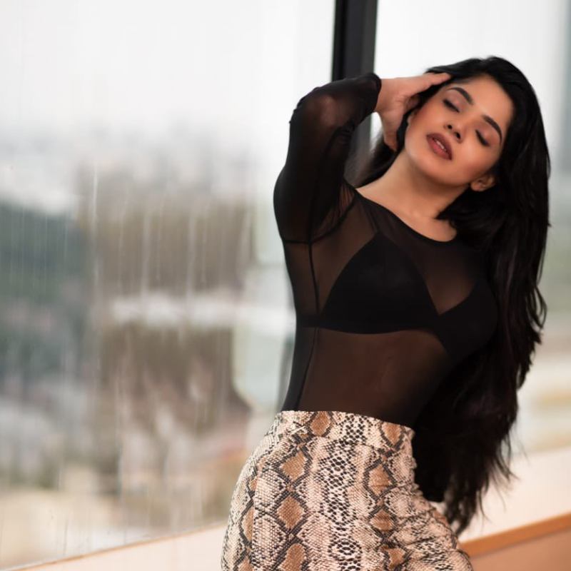 Divya bharathi latest photoshoot viral