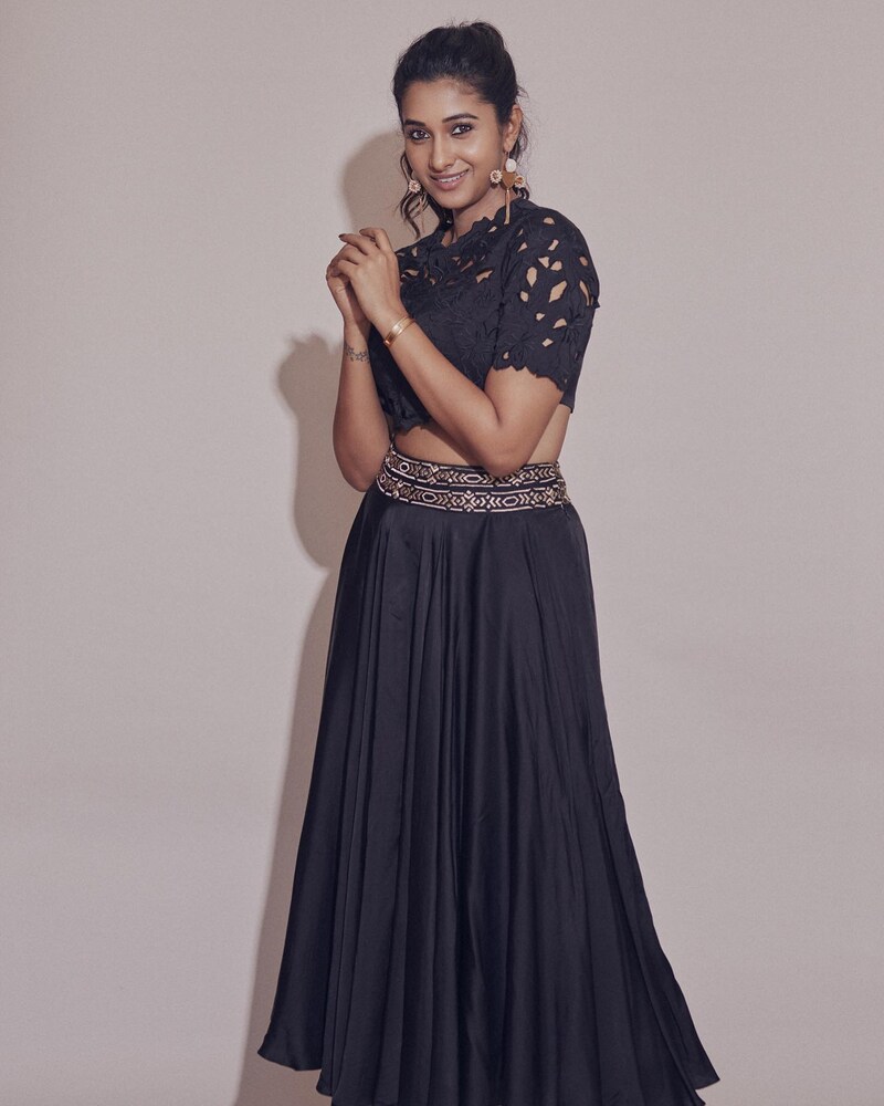 Priyabhavani shankar new hotclicks