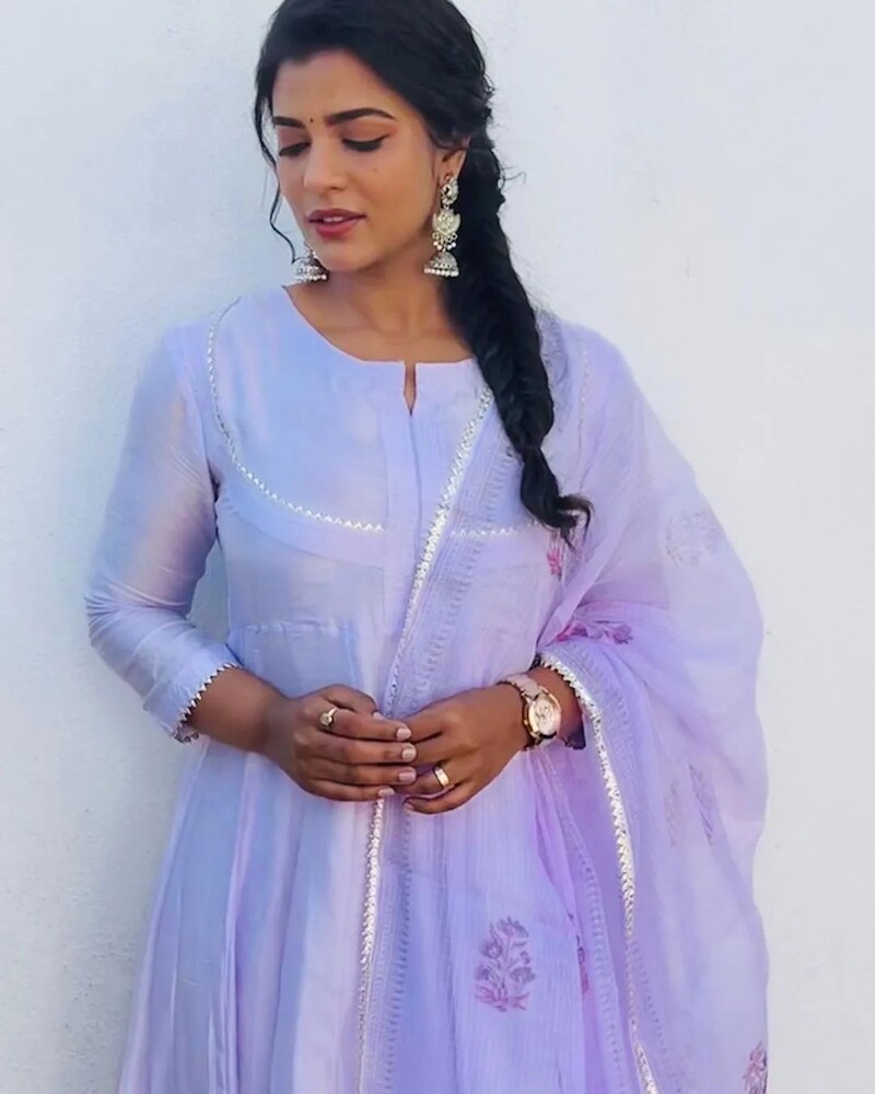 Aishwarya rajesh new hotclicks