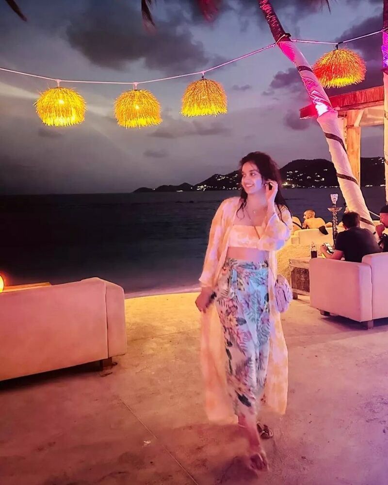 Keerthysuresh hotbech new clicks