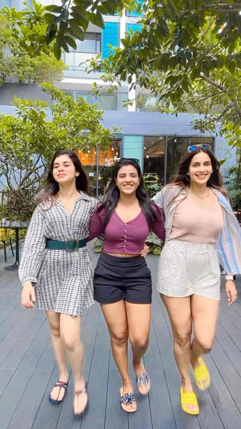 Aishwaryarajesh hot new vedio