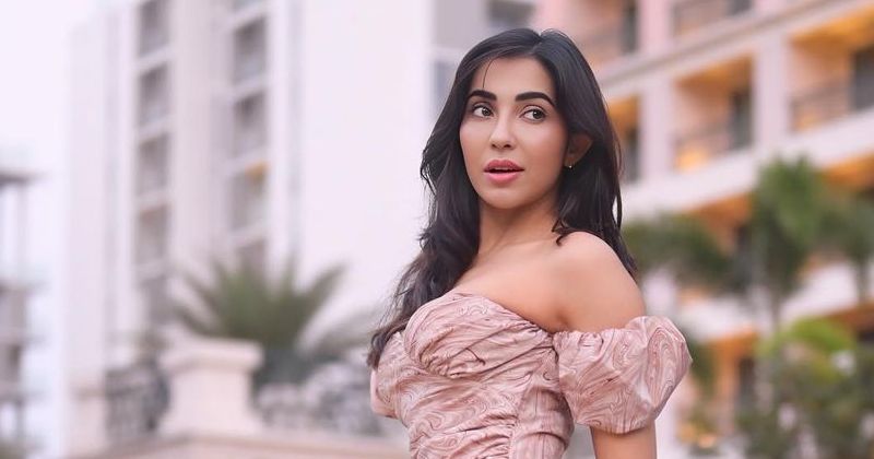 Parvati nair latest hot