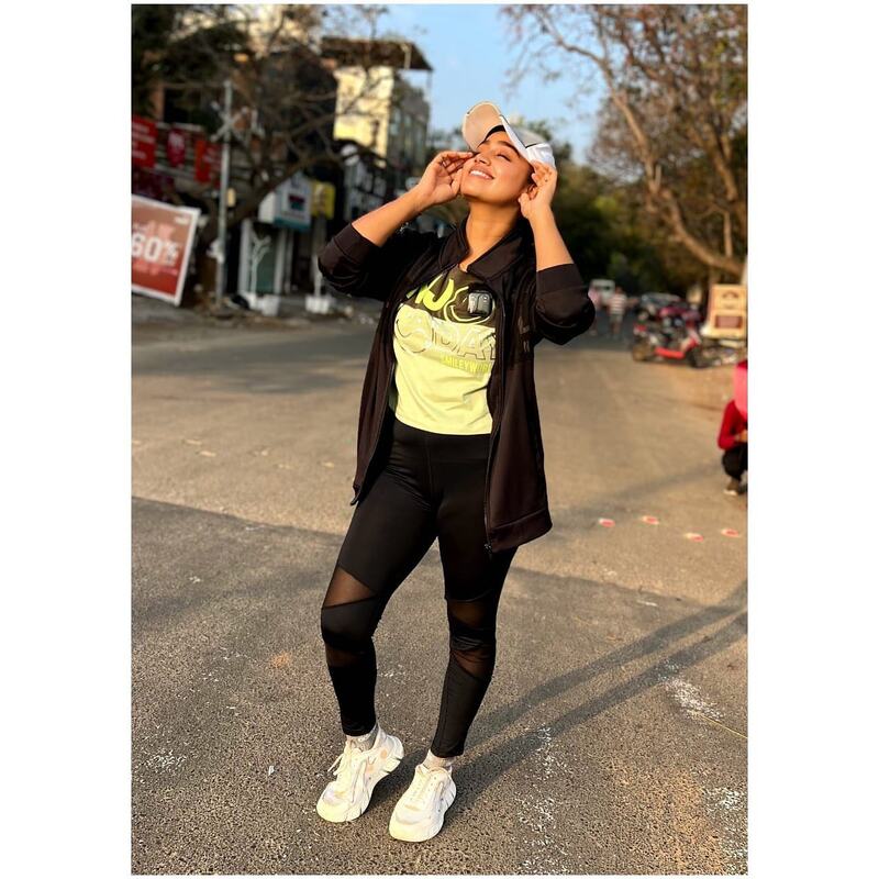 Gayathriyuvraaj hot new clicks