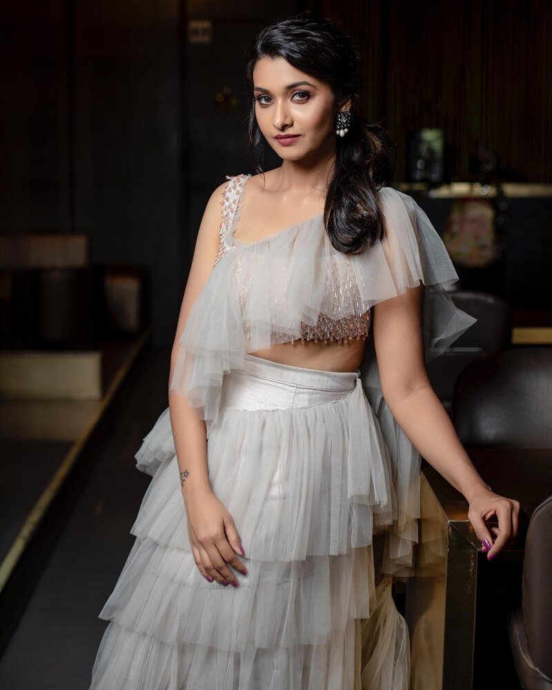Priyabhavanishankar hot new clicks