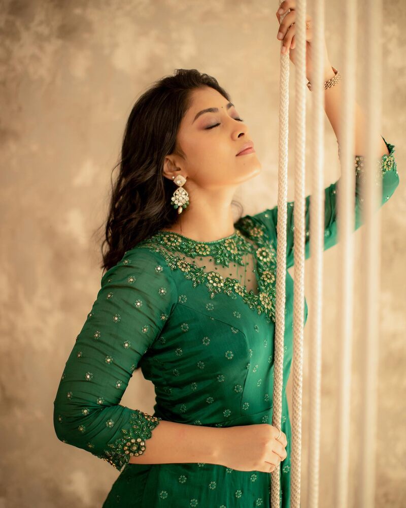 Ammuabhirami hot new clicks