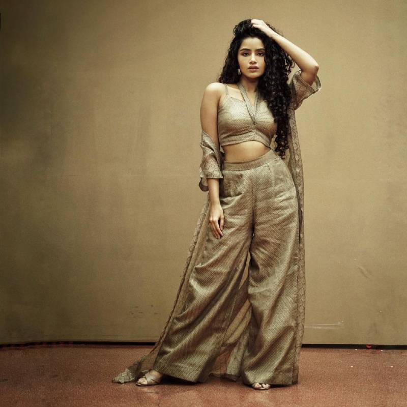 Anupama latest clicks viral