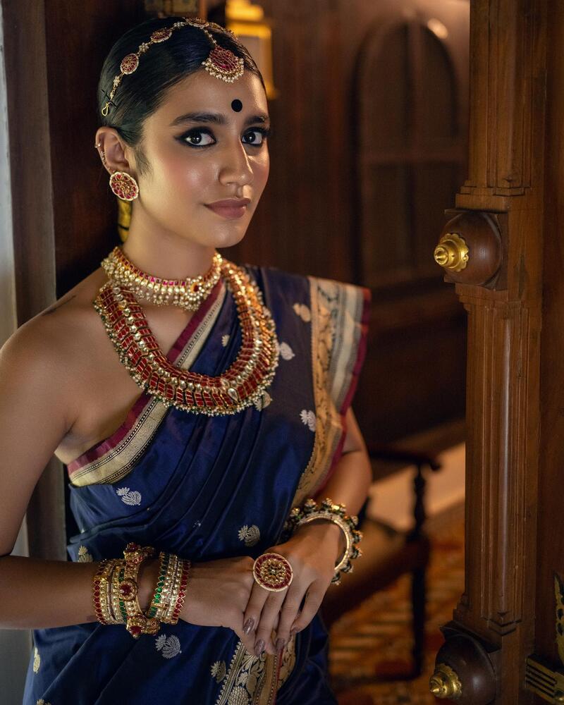 Priyavarrier tamil new hot