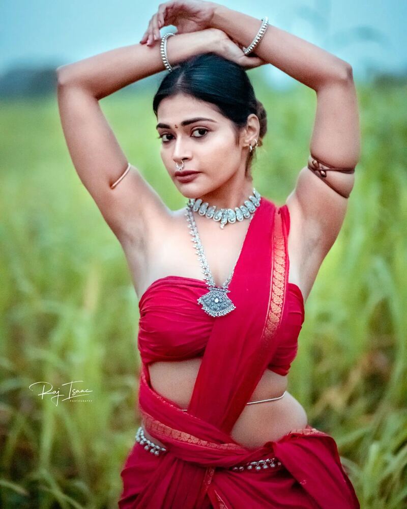 Dharshagupta actress new clicks