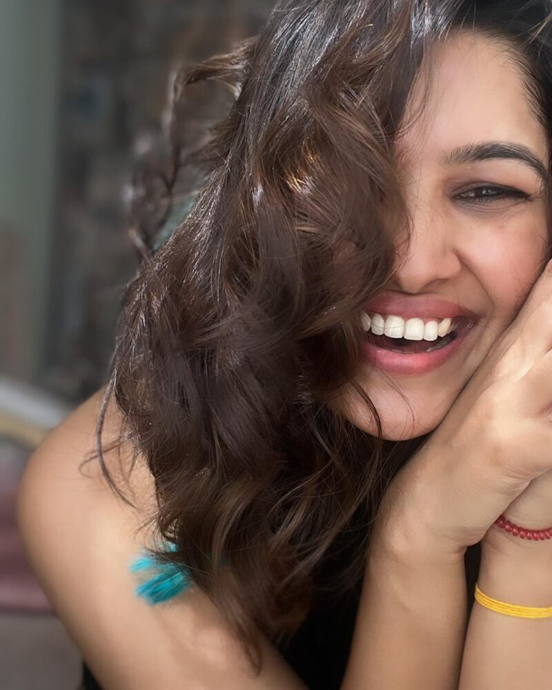 Vanibhojan actress hot clicks