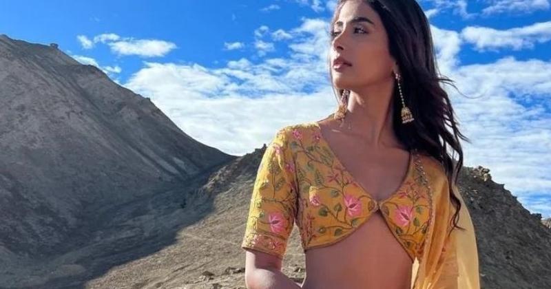 Pooja latest photos trending