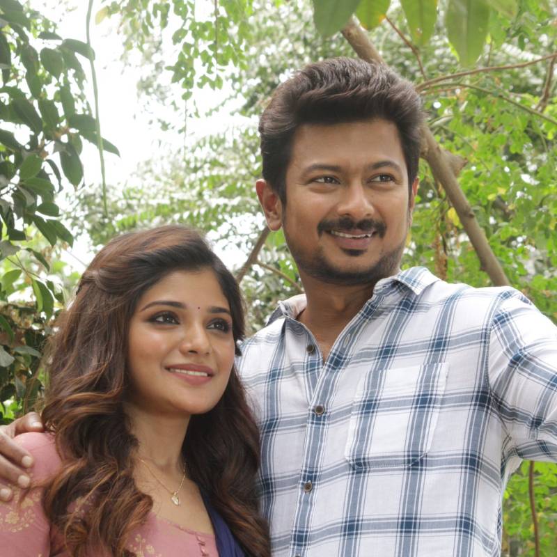 Kannai nambathey video viral