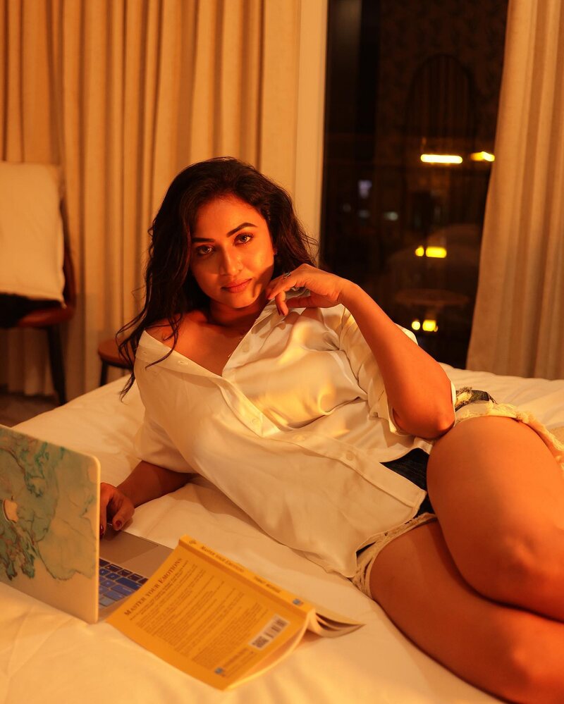 Jananiashokkumar serial new vijaytv clicks bedroom