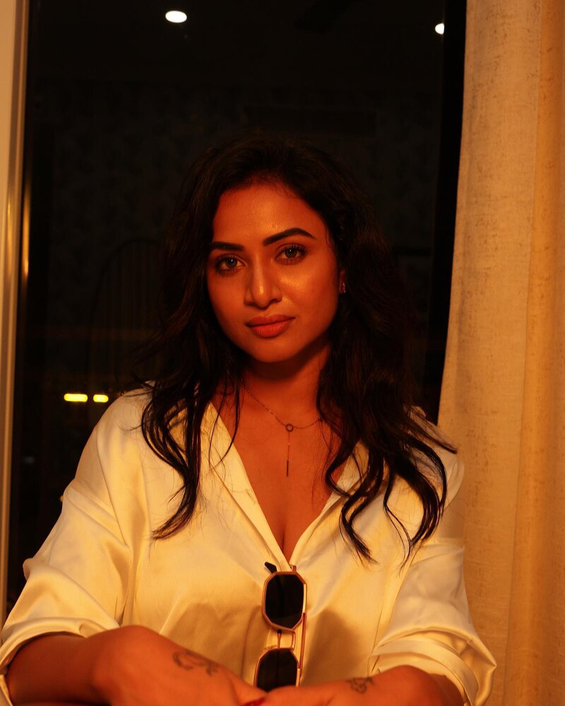 Jananiashokkumar serial new vijaytv clicks bedroom