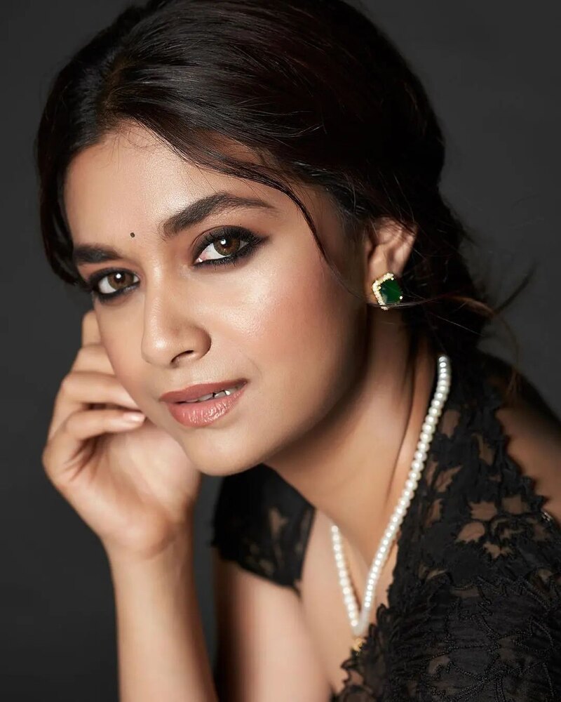 Kerthysuresh hot new clicks