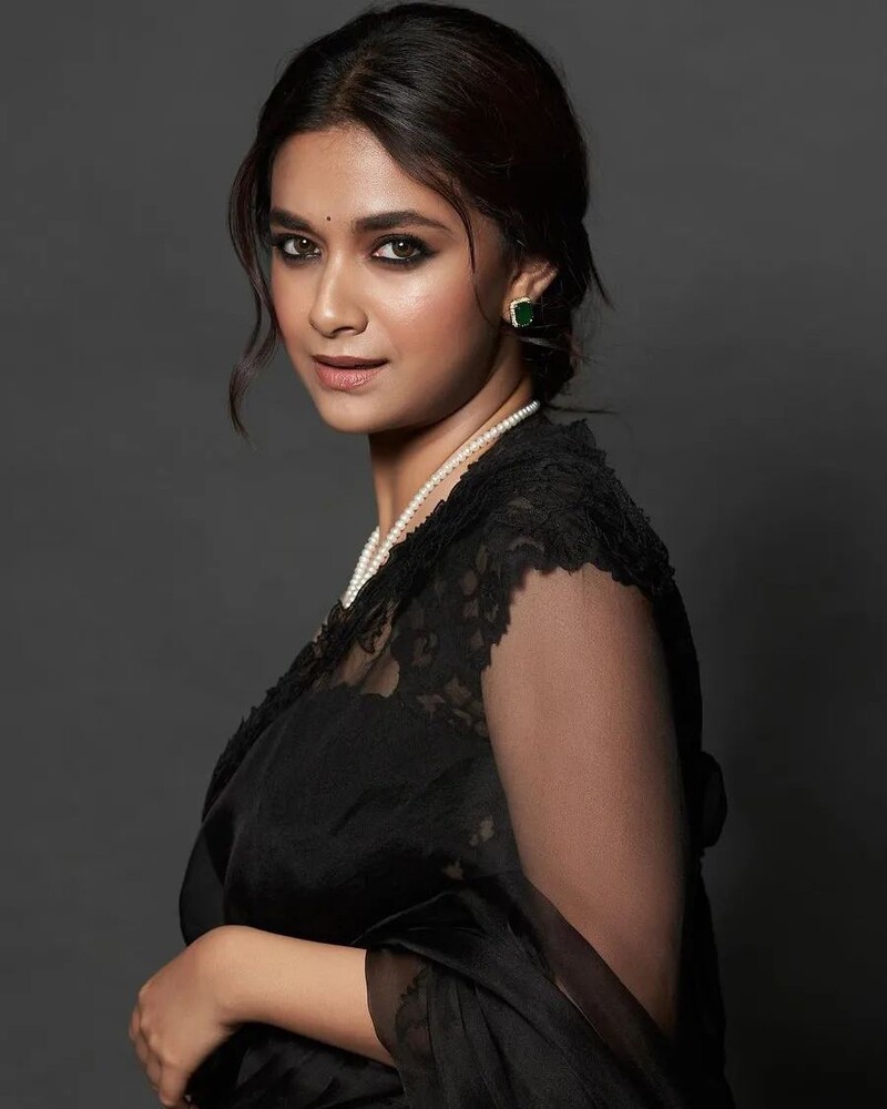 Kerthysuresh hot new clicks