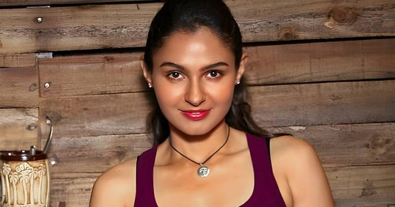 Andrea latest in yellow