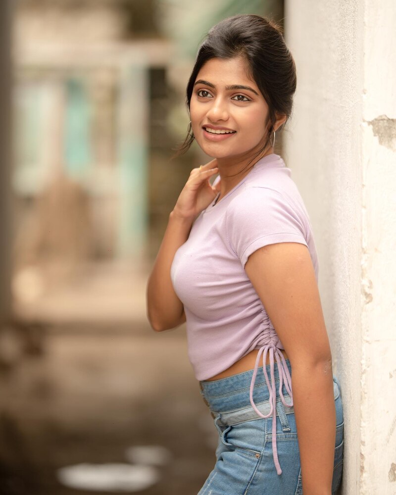 Vjarchana actress new hotclicks