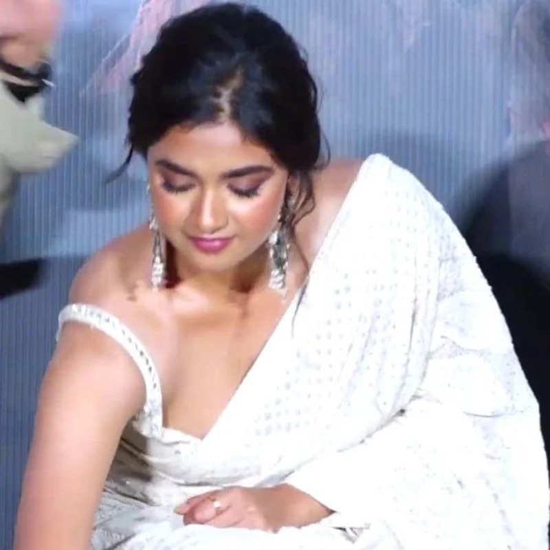 Keerthysuresh tamil new hotclicks