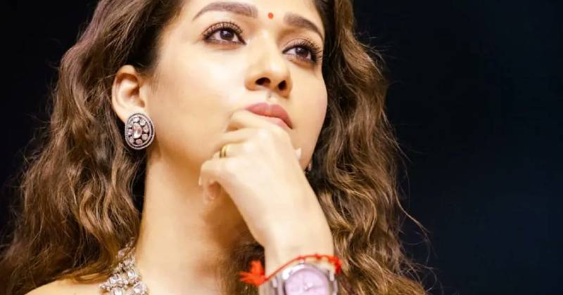 Nayanthara in bw awards